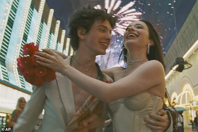Anora's Mikey Madison is a late-breaking best actress co-frontrunner after recent wins and controversy that erupted after offensive tweets from Emilia Pérez's Karla Sofía Gascón resurfaced