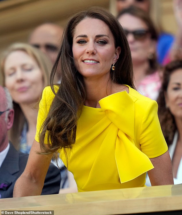 Kate donned Kiki McDonough's chic yellow citrine drop £1900 earrings at the Wimbledon ladies final in 2022