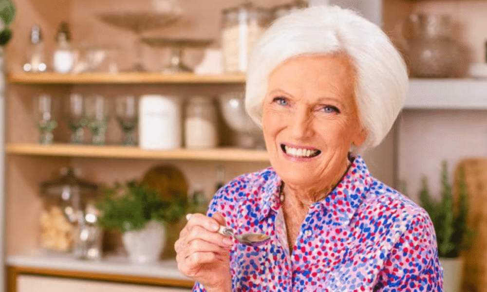 Renowned chef Mary Berry celebrates 90th birthday with Prince William’s heartfelt tribute Princess Beatrice