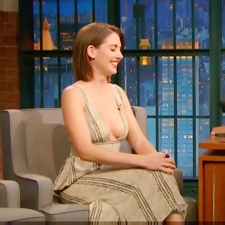 Alison Brie, Late Night with Seth Meyers, July 2017