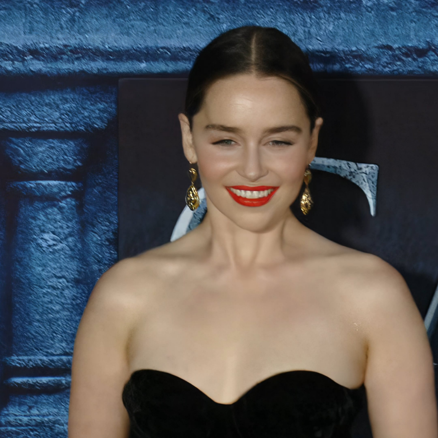 Emilia Clarke | "Game Of Thrones - Season 6" Los Angeles Premiere, Hollywood, California | April 10, 2016
