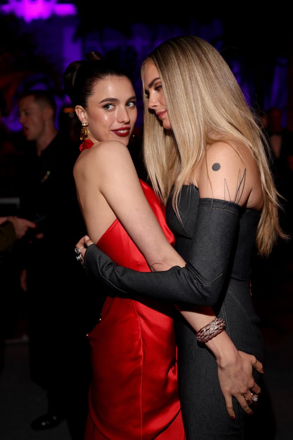 Margaret Qualley & Cara Delevingne | 2025 Vanity Fair Oscar Party 2nd March 2025