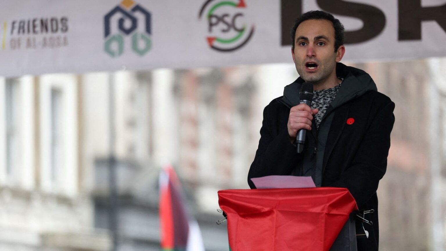 The Crown actor Khalid Abdalla 'told to attend police interview' over pro-Palestinian protest, The 44-year-old actor said the "right to protest" is under attack in the UK after he received a letter "summoning" him to an interview.