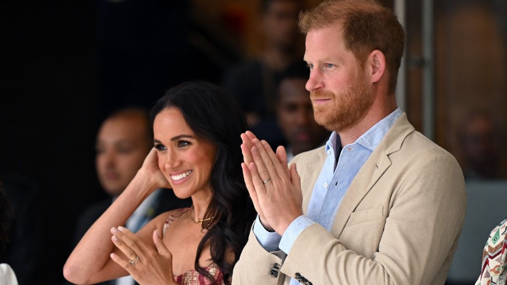 Harry and Meghan’s charity cuts ties with Muslim group over pro-Palestine comments Harry and Meghan's charity cuts ties with Muslim group over pro-Palestine comments