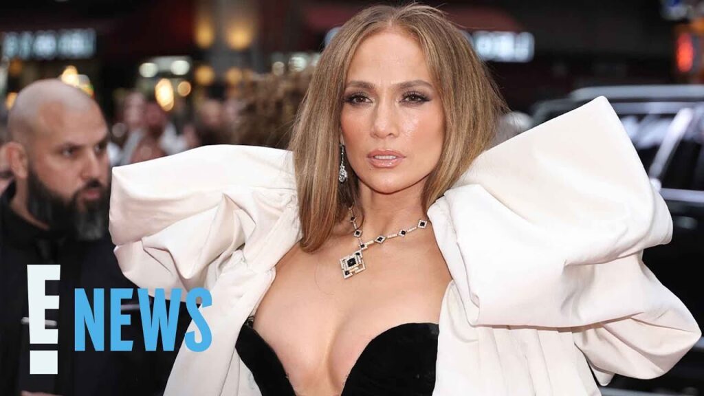 Jennifer Lopez and 17-Year-Old Emme Step Out for Rare Family Outing | E! News Jennifer Lopez and 17-Year-Old Emme Step Out for Rare Family Outing | E! News