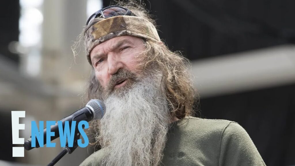 Duck Dynasty Star Shares "Blunt Truth" About Phil Robertson's Health | E! News