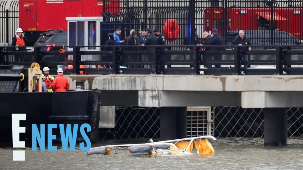 Helicopter Crashes in New York’s Hudson River, 6 People Dead | E! News