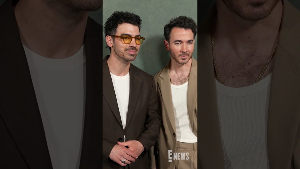 The Jonas Family Support Nick Jonas on Broadway