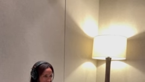 Meghan Markle’s Work-From-Home Outfit Is So Relatable Yahoo lifestyle home