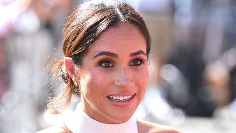 Meghan Markle’s podcast gains traction in the UK for… Meghan Markle's podcast gains traction in the UK for…