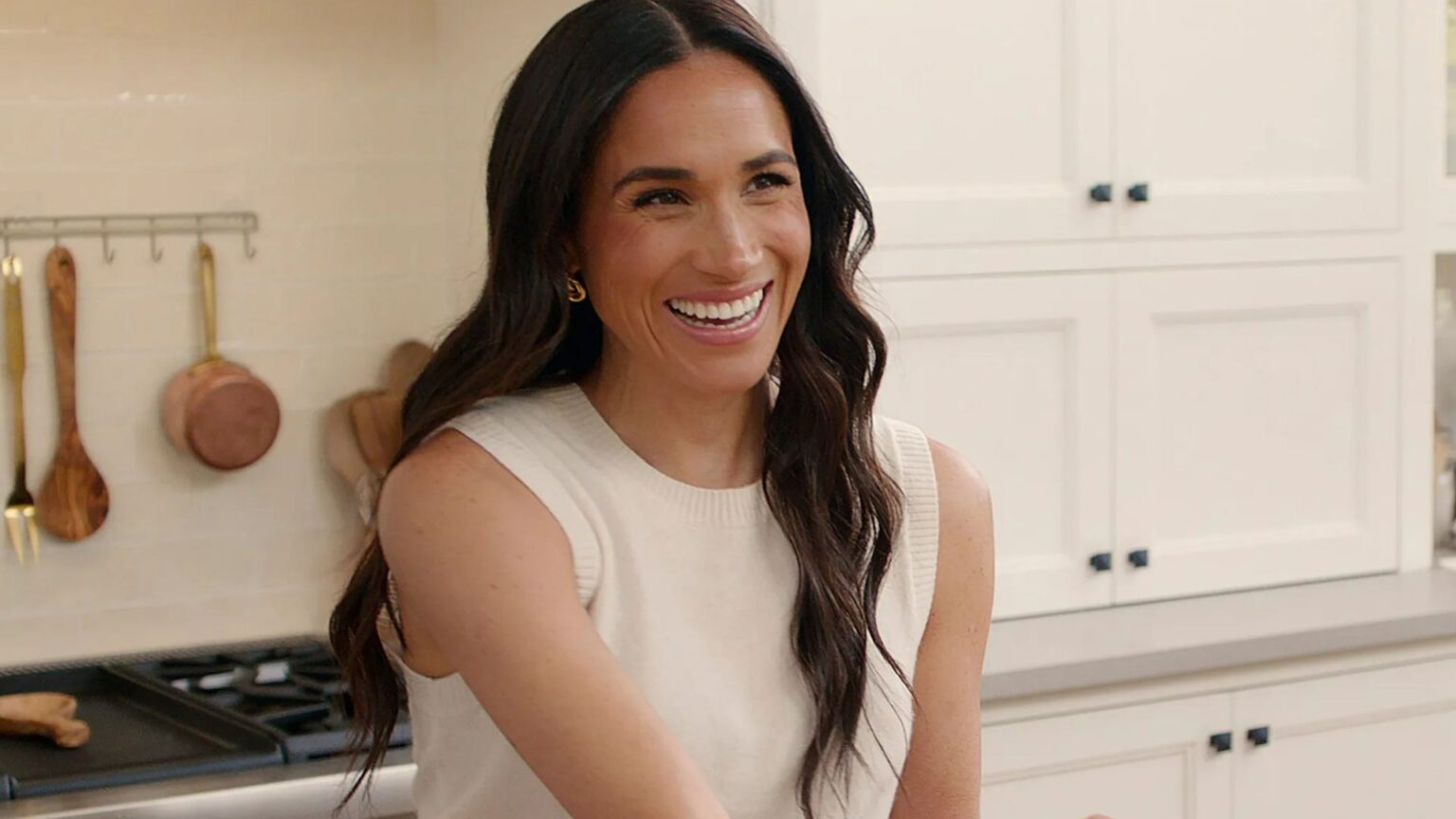 Meghan made a sly dig at Kate in her new podcast – it obviously hit a nerve, royal expert claims Meghan made a sly dig at Kate in her new podcast - it obviously hit a nerve, royal expert claims