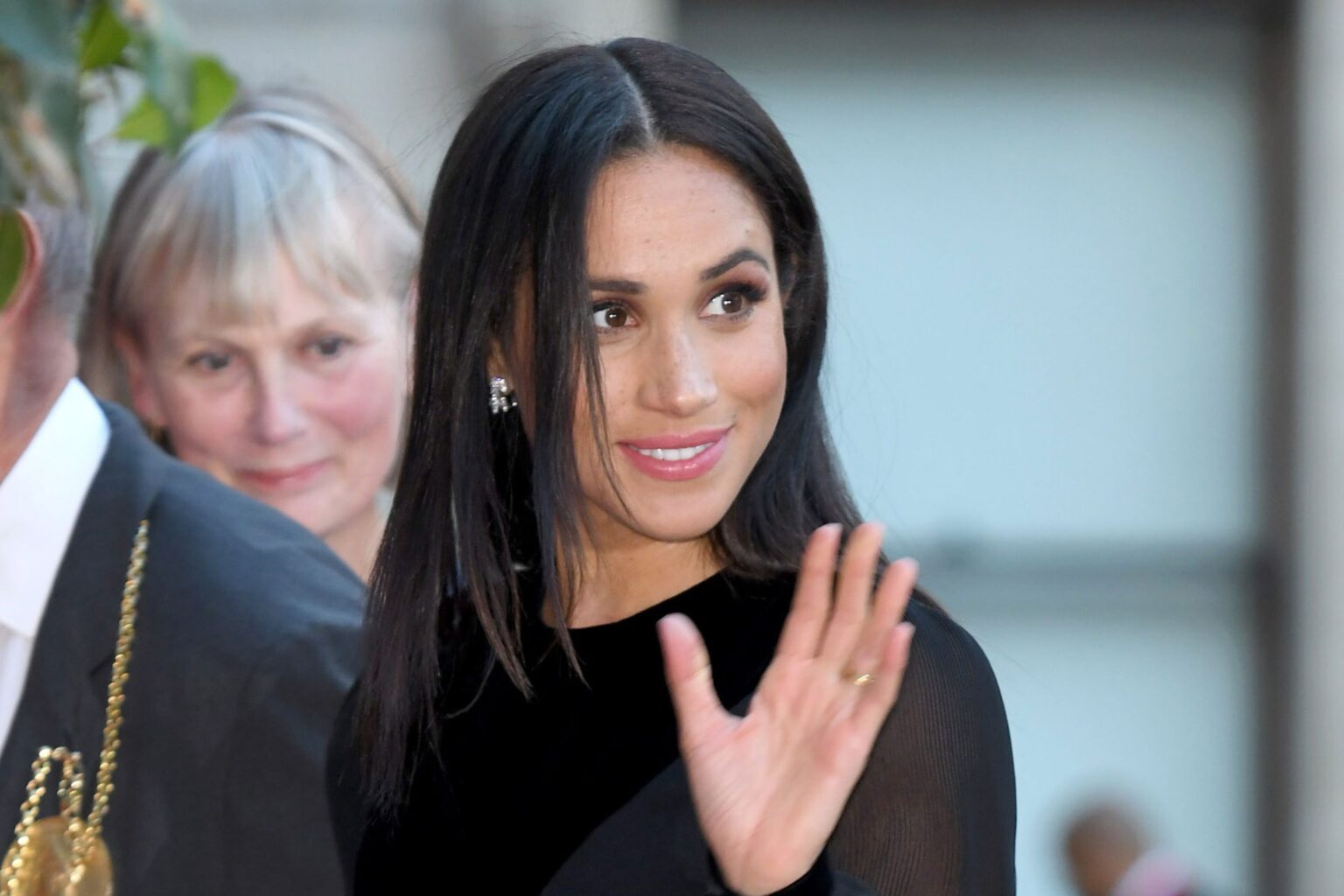 Meghan Markle’s ‘Insane’ Aura Draws Attention Meghan Markle at the Royal Academy