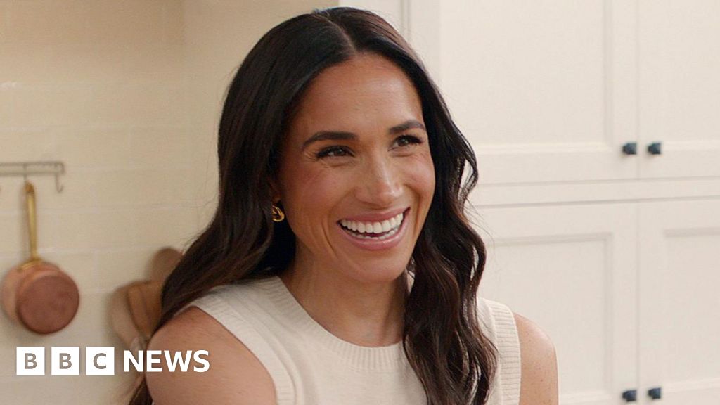 Meghan uses ‘HRH’ title but denies breaking rules Meghan uses 'HRH' title but denies breaking rules