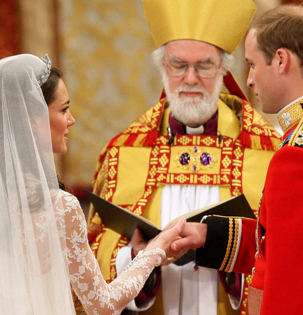 Prince William “Appeared Tense” During His 2011 Wedding Until “Calm” Kate Middleton Did This Yahoo entertainment home