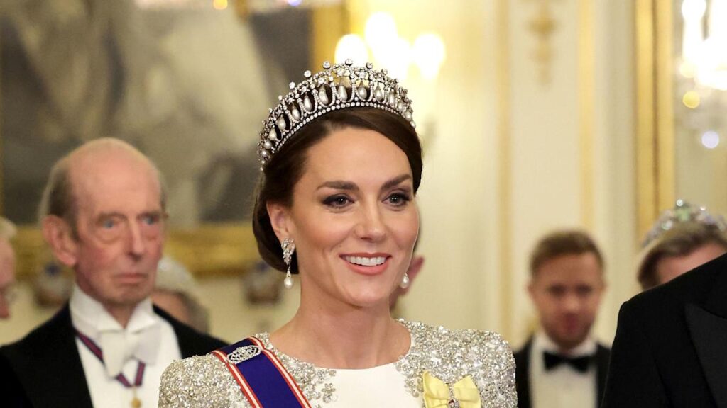 Kate Middleton Prep for Being Queen? Keeping Approval Rating High Kate Middleton Prep for Being Queen? Keeping Approval Rating High