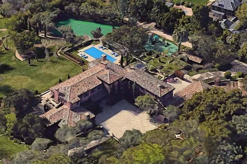 Meghan Markle and Prince Harry's neighborhood in 'chaos' and residents are furious