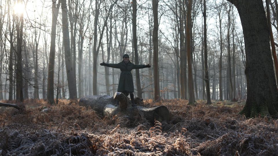 Catherine, Princess of Wales smiles in new woodland photo in honor of World Cancer Day Yahoo news home