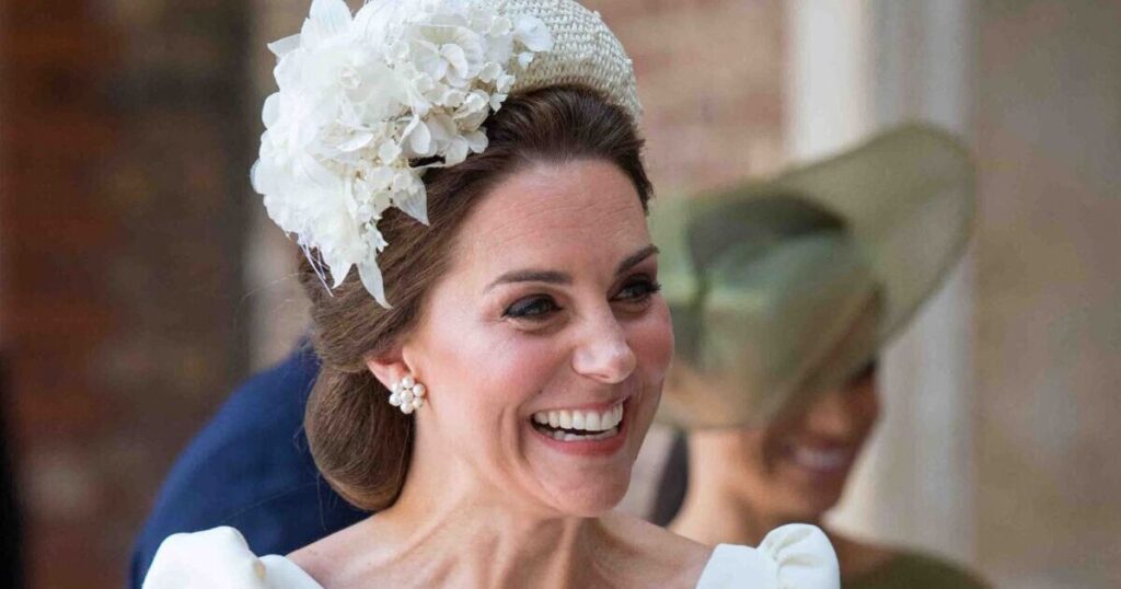 The secret message behind Princess Kate’s favourite pearl earrings | Royal | News The secret message behind Princess Kate's favourite pearl earrings | Royal | News