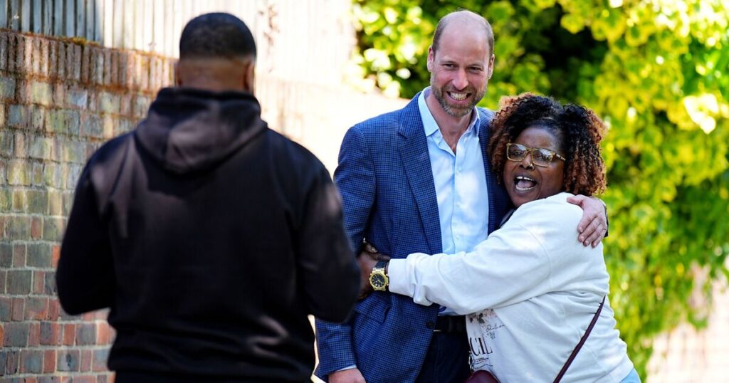 Prince William delights fans with selfies as he returns to royal duties | Royal | News Prince William delights fans with selfies as he returns to royal duties | Royal | News