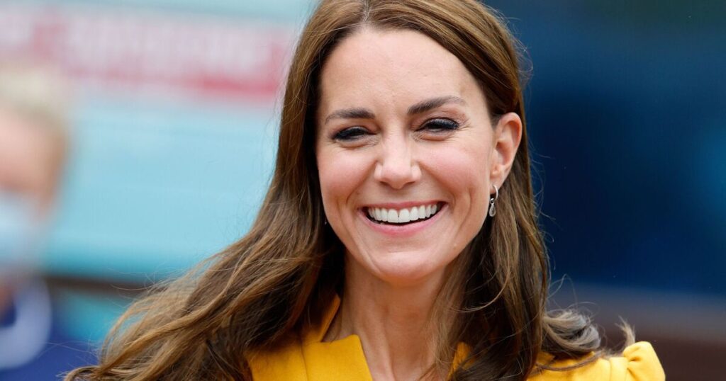 Kate Middleton's 'comfy yet smart' Karen Millen dress £87 off | Royal | News