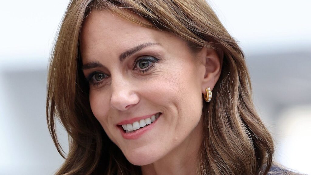 Kate Middleton wore a butter yellow ‘mini’ dress – before it was 2025’s trendiest colour Kate Middleton wore a butter yellow 'mini' dress - before it was 2025's trendiest colour