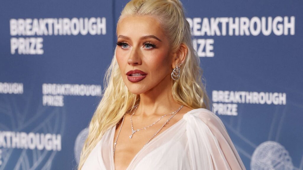 Christina Aguilera, 'Benjamin Buttoning' and the 'undetectable' era