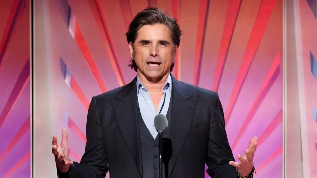John Stamos defends appearance at Trump's Mar-a-Lago estate