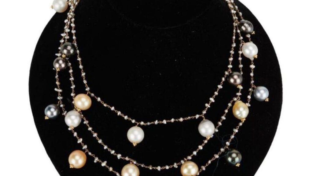 Celebrity jewelry will be featured at Karen's Jewelers show Thursday