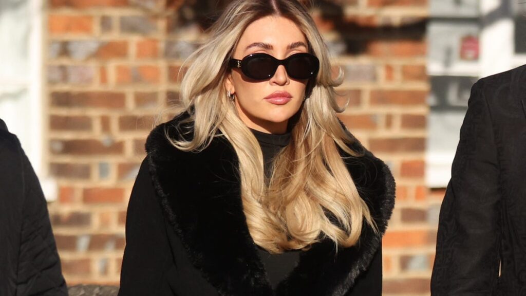 Liam Payne's girlfriend Kate Cassidy talks death with Jay Shetty