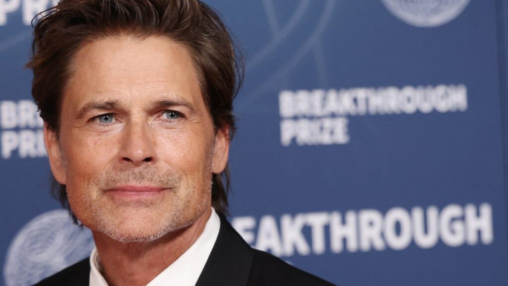 Rob Lowe scolds tour guide over John Stamos confusion