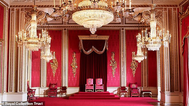 Chandeliers in the throne room were covered and replaced by strobe lights and glitter balls for the reception