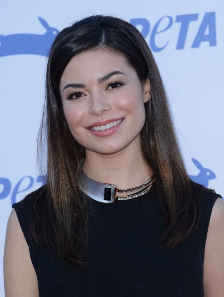 Miranda Cosgrove | Peta’s 35th Anniversary Party in Los Angeles (September 30, 2015)