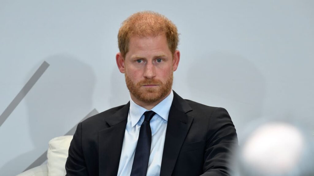 Prince Harry could win royal family forgiveness with simple act, former butler claims Prince Harry could win royal family forgiveness with simple act, former butler claims