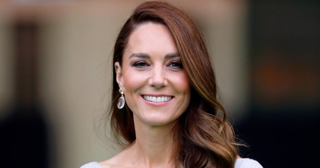 Kate Middleton’s $46 White Sneakers Are Selling Fast While on Sale Kate Middleton’s $46 White Sneakers Are Selling Fast While on Sale