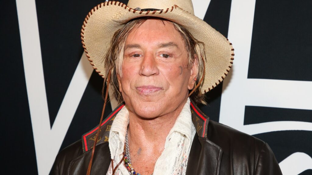 Mickey Rourke Leaves ‘Celebrity Big Brother UK’