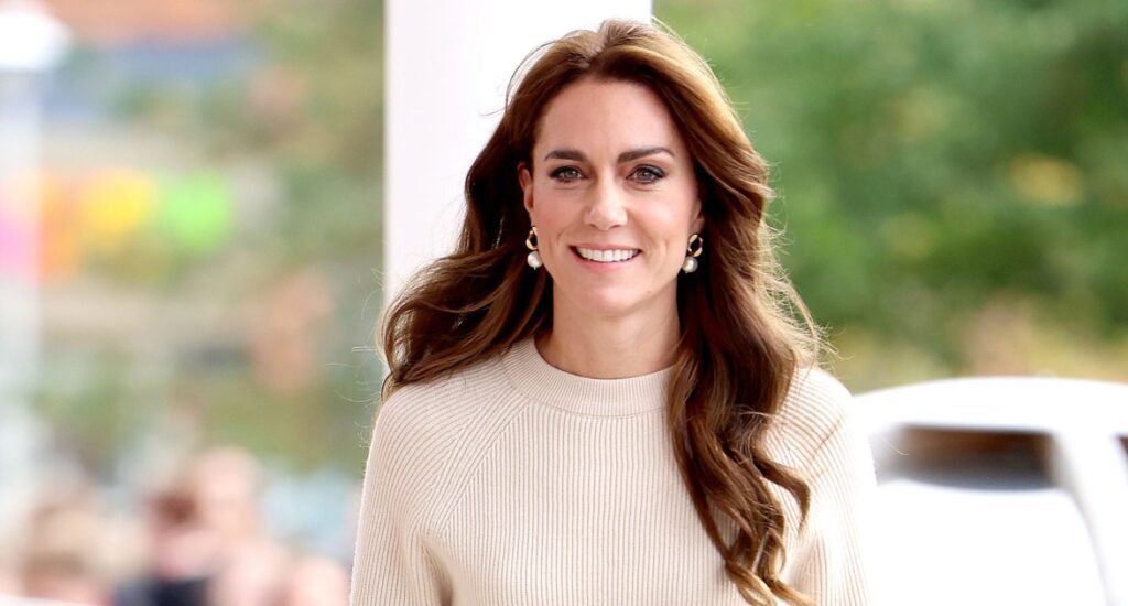 Kate Middleton’s Morning Routine Revealed & It’s Shockingly Simple Kate Middleton's Morning Routine Revealed & It's Shockingly Simple