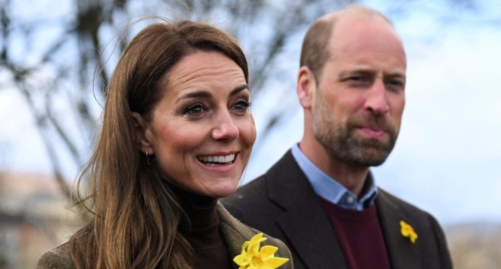 What Kate Middleton & Prince William’s Body Language Reveals