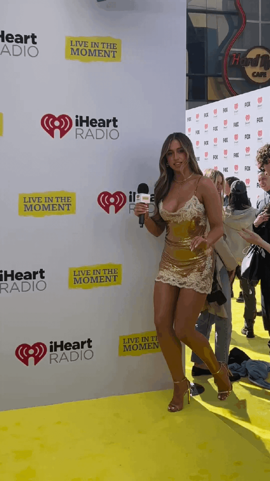 Tate McRae • 2024 iHeartRadio Music Awards interview on 2024.04.01