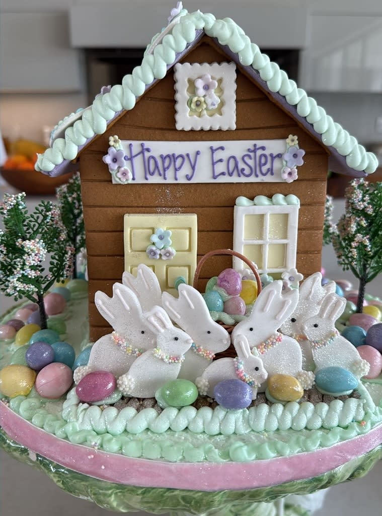 Khloe Kardashian, Easter