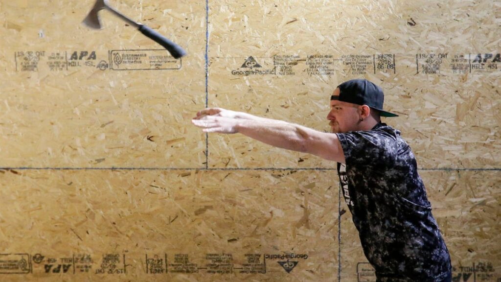 Manitowoc celebrities to throw axes for Ascend Services fundraiser