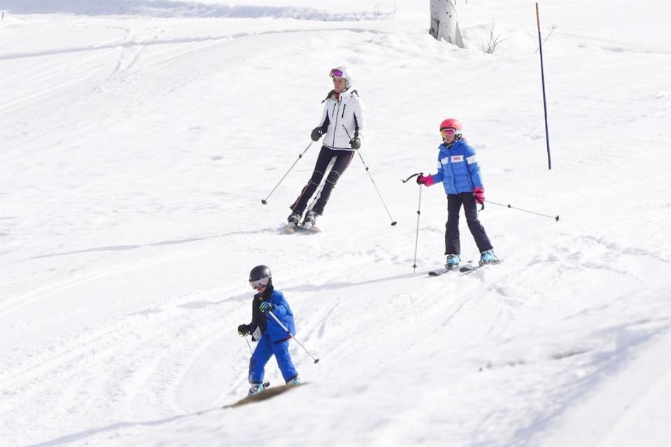 Making their way down the mountain, the royal children looked every bit the blue bloods. BACKGRID