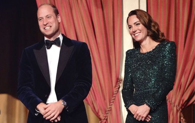 Kate Middleton and Prince William share gentle photo together Kate Middleton and Prince William share gentle photo together