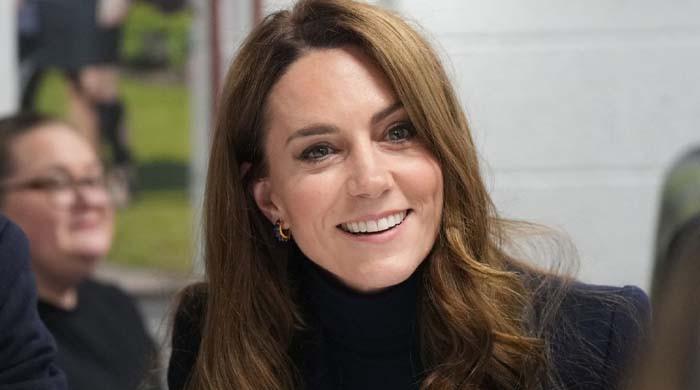 Kate Middleton shares why she can’t travel with her kids Kate Middleton shares why she can't travel with her kids