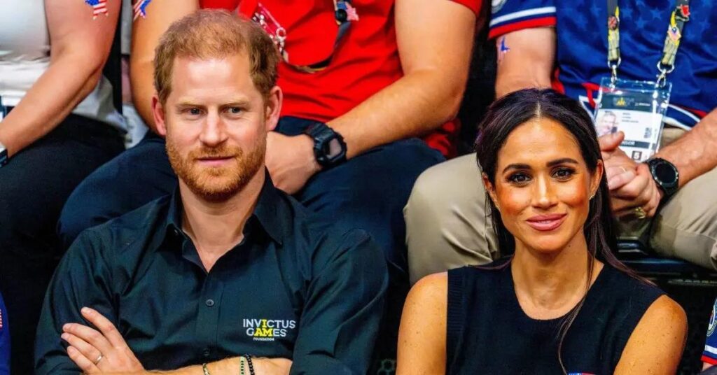 Meghan Markle & Prince Harry ‘Want Control’ Of The Paparazzi Meghan Markle & Prince Harry 'Want Control' Of The Paparazzi