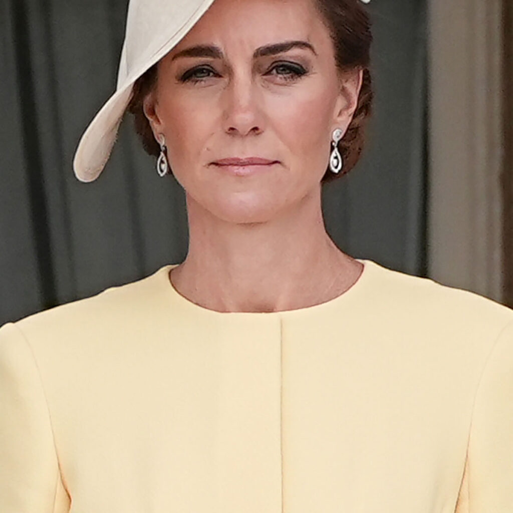 Kate Middleton’s Outfit Includes Nod to Prince Harry & Meghan Markle Yahoo entertainment home