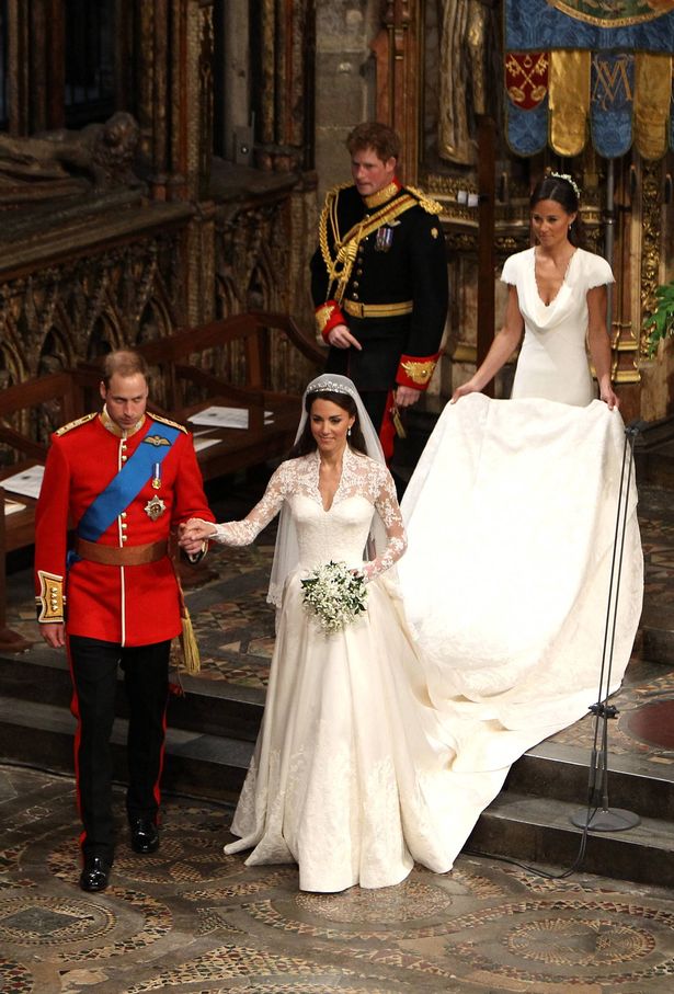 Britain's Prince William (L) and his wife Kate, Duchess of Cambridge,(2nd L) make their way out of Westminster Abbey in London, followed by Maid of Honour Philippa Middleton, (R) and Prince Harry (2nd R) after their wedding ceremony, on April 29, 2011.  AFP PHOTO / Clara Molden / POOL (Photo by Clara Molden / POOL / AFP) (Photo by CLARA MOLDEN/POOL/AFP via Getty Images)