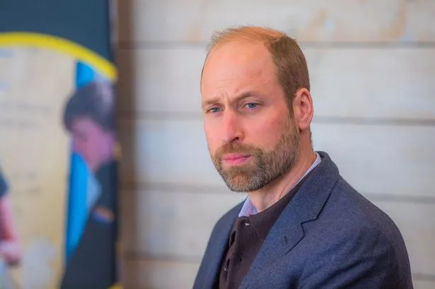 Welsh language professor Dr. Dylan Foster Evans has critiqued Prince William's recent Welsh speech