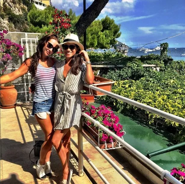  Meghan Markle and Jessica Mulroney