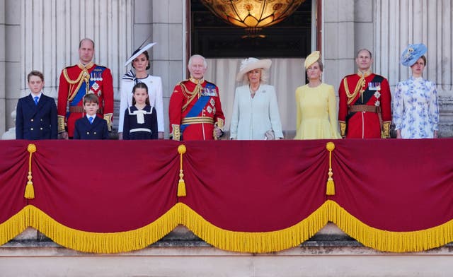 Members of the royal family on the Buckingham Palace balcony 