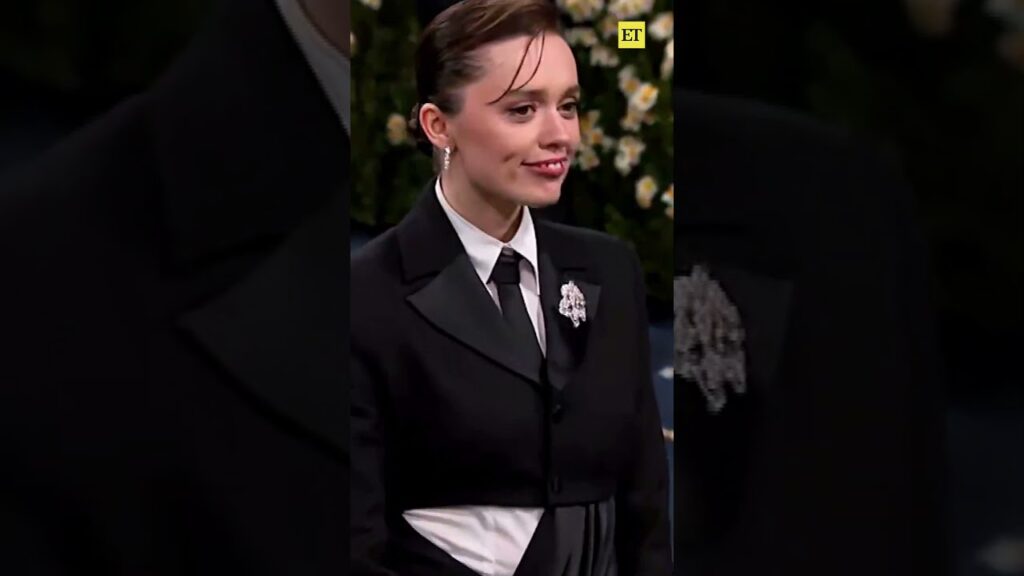Aimee Lou Wood and Patrick Schwarzenegger are educating us on ✨fashion✨. #MetGala #aimeelouwood Aimee Lou Wood and Patrick Schwarzenegger are educating us on ✨fashion✨. #MetGala #aimeelouwood